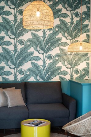 家庭套房 | 高級寢具、  迷你吧、客房內保險箱、獨特裝潢