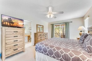 4 bedrooms, iron/ironing board, travel crib, free WiFi