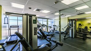 Fitness facility - Beachfront Condo with awesome views of the Gulf of Mexico (Marco Island)