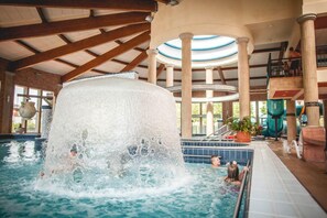 Indoor pool - Galerius Panorama Beach - D Apartman (Siófok)