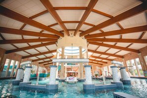 Indoor pool - Galerius Panorama Beach - D Apartman (Siófok)