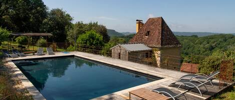 Casa rural superior, amb bany privat, vistes al jardí (et piscine) | Piscina a l'aire lliure | Piscina a l'aire lliure