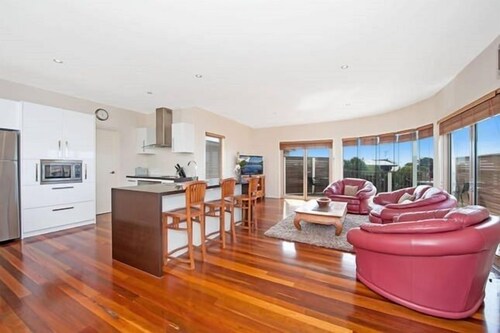 Marriners View in Apollo Bay