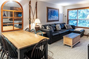 TV, fireplace, DVD player