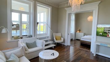 Apartment (Austernbank mitte) | 起居区 | 平板电视