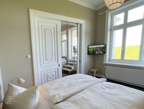 Apartment (Austernbank mitte) | 1 kamar tidur, brankas, dan didekorasi berbeda-beda