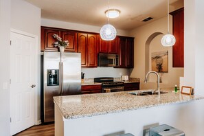 Fridge, microwave, oven, stovetop - Orlando Eye & SeaWorld Views! Vista Cay Condo w/ Balcony—Special Rates! (Orlando)