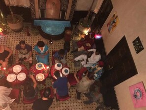 Breakfast, lunch, dinner served; local and international cuisine
