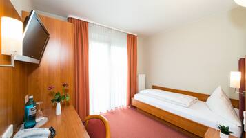 Business-Einzelzimmer (1 Einzelbett) | Minibar, Schreibtisch, schallisolierte Zimmer, BĂŒgeleisen/BĂŒgelbrett