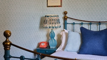 Cosy Room | 1 bedroom, memory foam beds, in-room safe, individually decorated