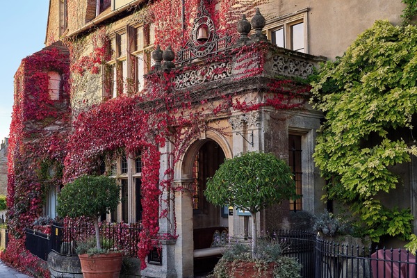 Fachada da propriedade