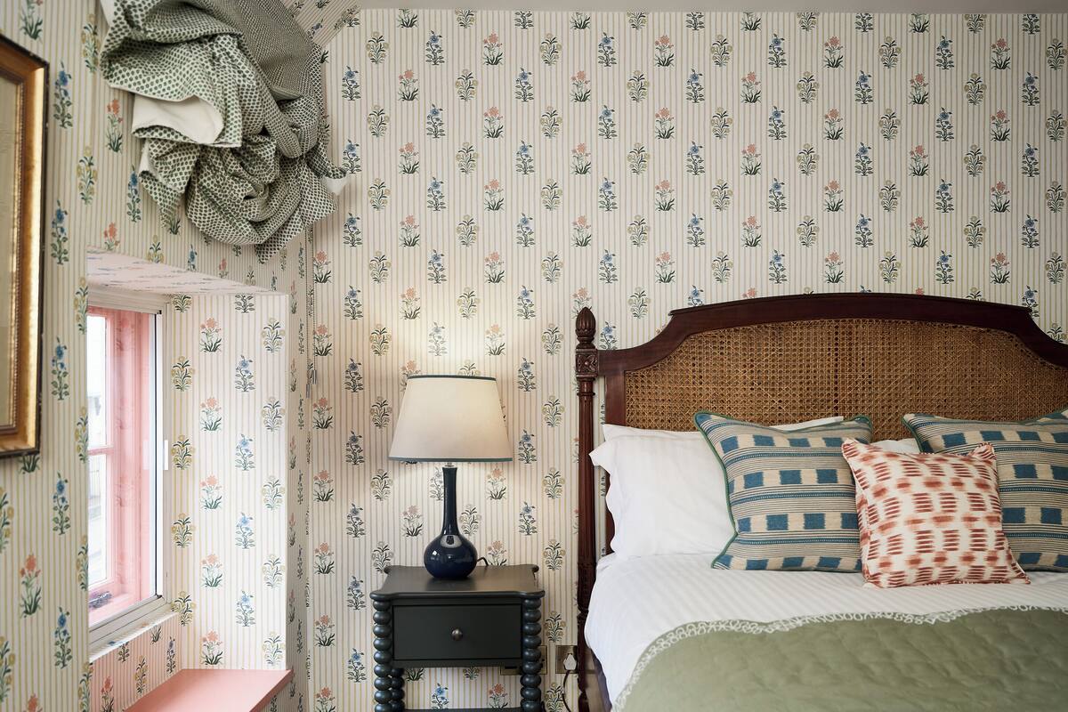 68 Abbey Row- Two-Bedroom Townhouse (Separate Building) | Memory foam beds, in-room safe, desk, iron/ironing board