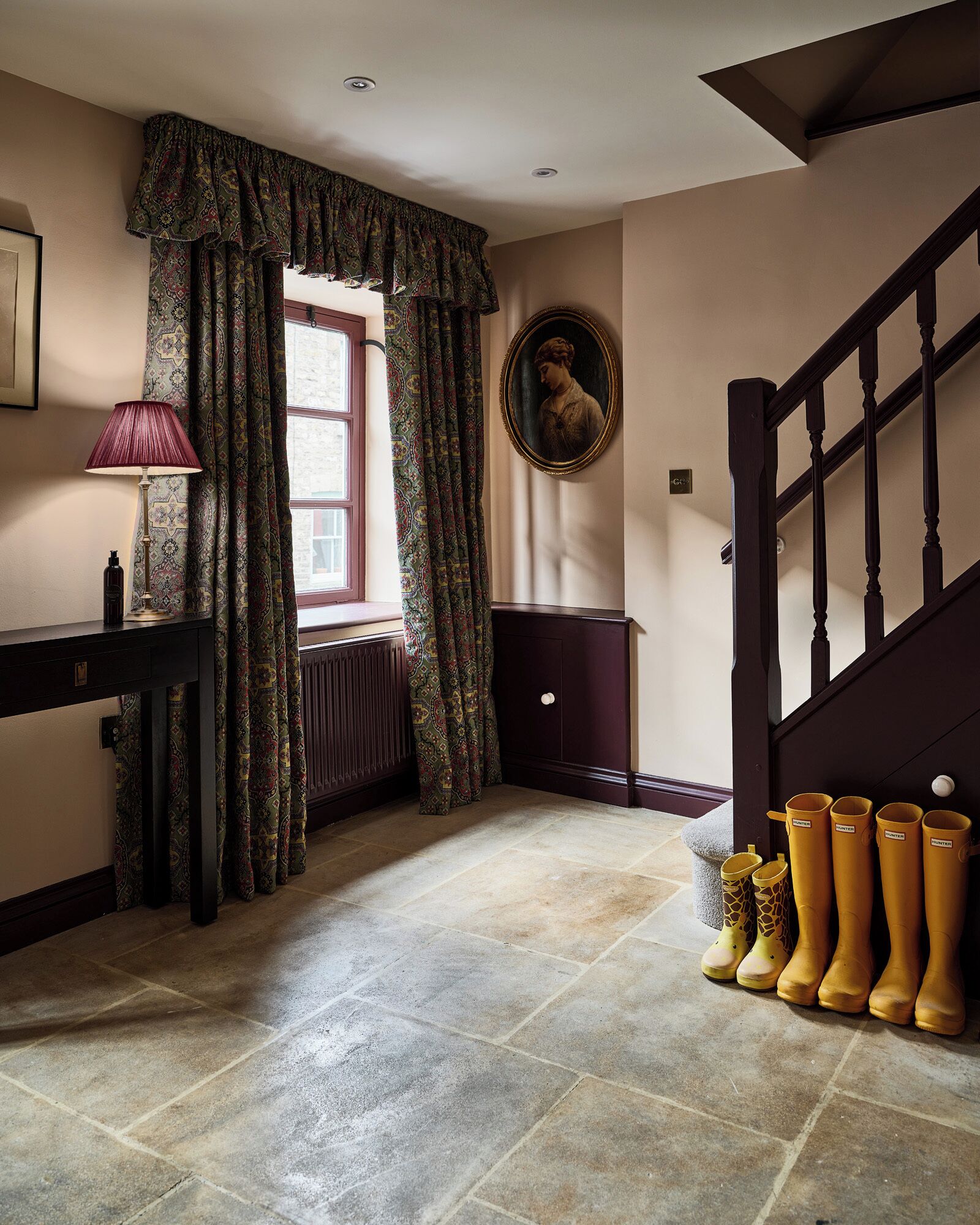 35 abbey row- three-bedroom townhouse (separate building) | living area | 42-inch lcd tv with satellite channels