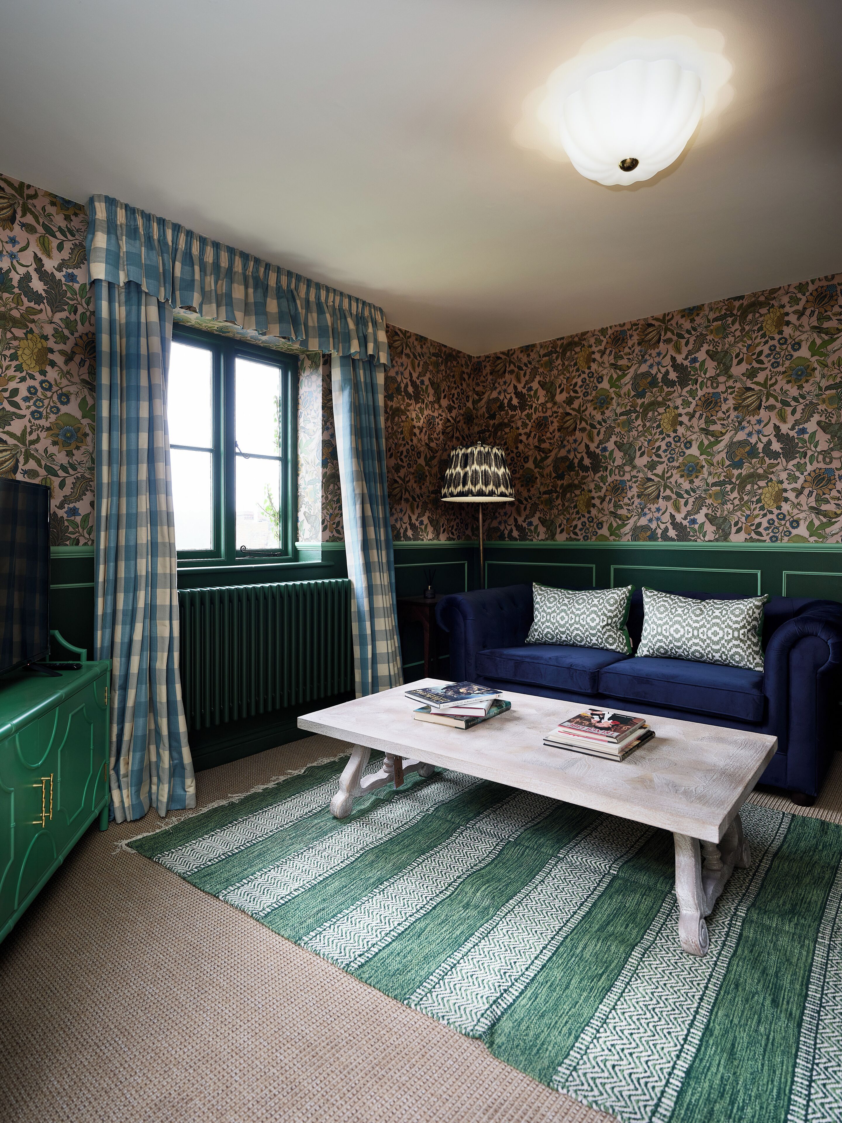 68 abbey row- two-bedroom townhouse (separate building) | living area | 42-inch lcd tv with satellite channels