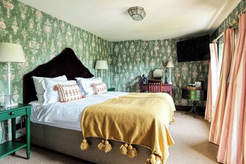 Cosy Double Room - Coach House | Memory foam beds, in-room safe, individually decorated
