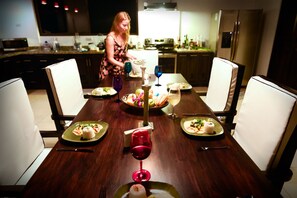 Dining - WHALES TAIL View Exotic Designer House 13 acre PRIVACY, Birding  w 50 MILE VIEW (Uvita)