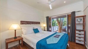 3 bedrooms, desk, laptop workspace, iron/ironing board