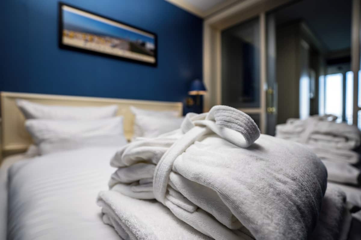 Deluxe Superior | 2 bedrooms, premium bedding, minibar, in-room safe