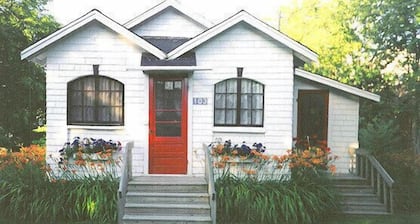 Realmente lindo Cottage Por Parlee Beach - Shediac