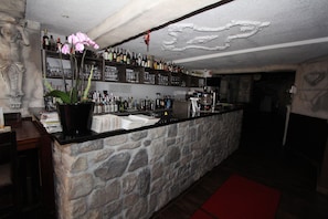 Bar (on property) - Pension Villa Colosseo (Meiningen)