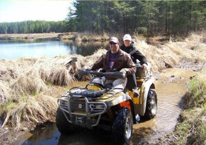 Fitness facility - Elm Bay Cabin Rentals - Cottage #1 (Dryden)
