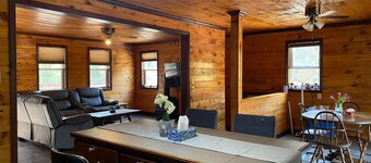 Modernes Ferienhaus auf 9 Morgen Privatsphäre