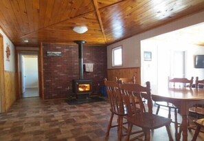 Dining - Exploits river cabin (Norris Arm)