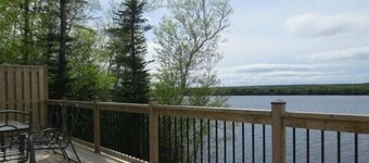 Udnytter River Cottage