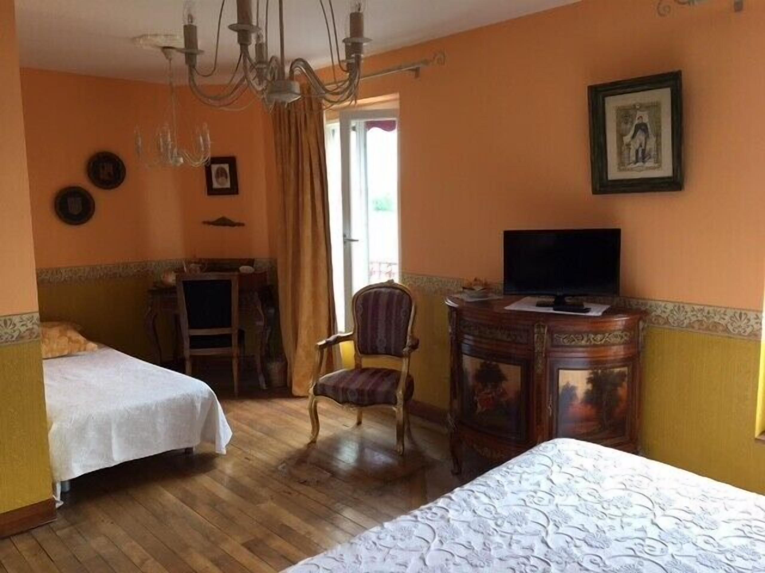 premium bedding, soundproofing, iron/ironing board