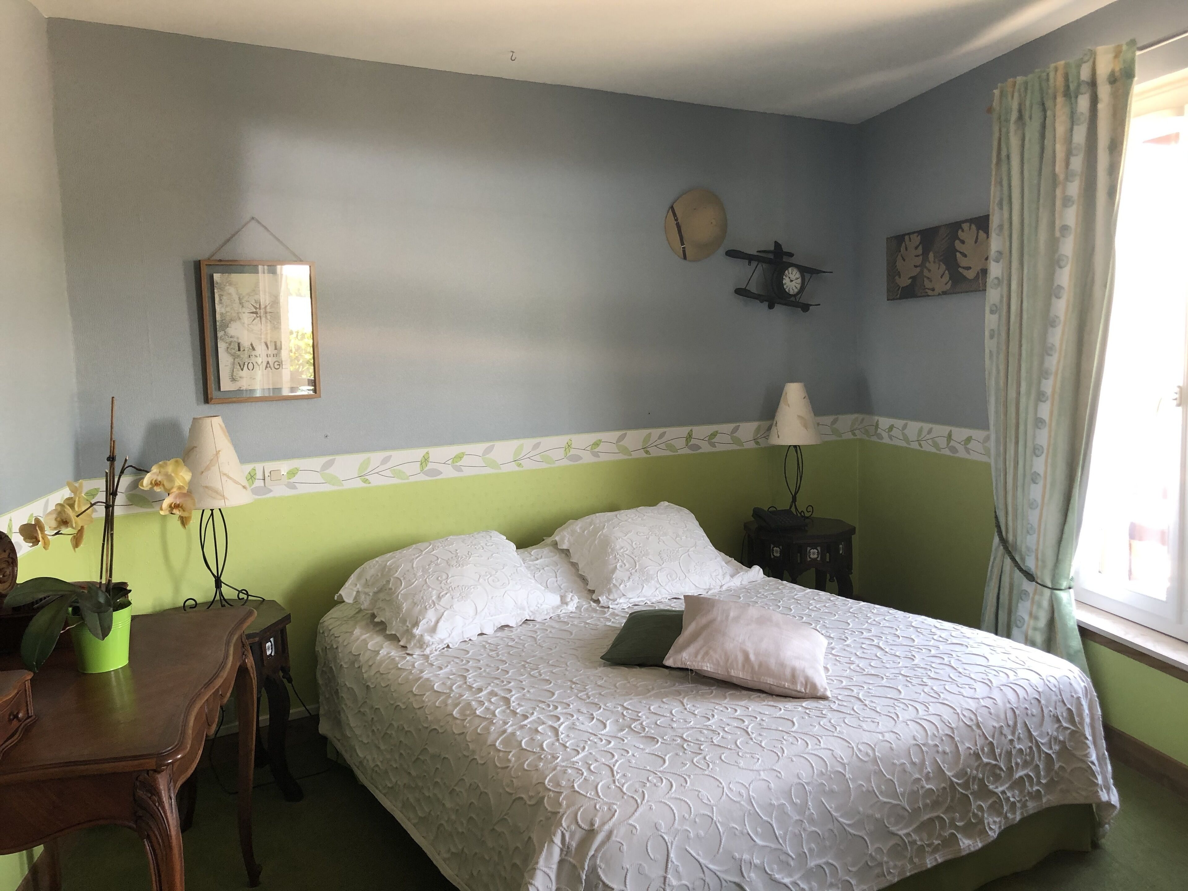 superior double room | premium bedding, soundproofing, iron/ironing board