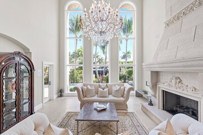 Luxury 7BR Waterfront Las Olas Isles Mansion with pool & dock.