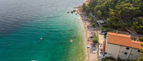 In Strandnähe, Liegestühle