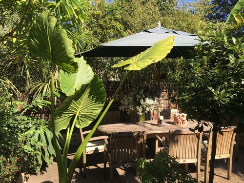 Upper Apartment in listed Georgian Town House in South Central London