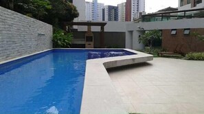 Piscina externa