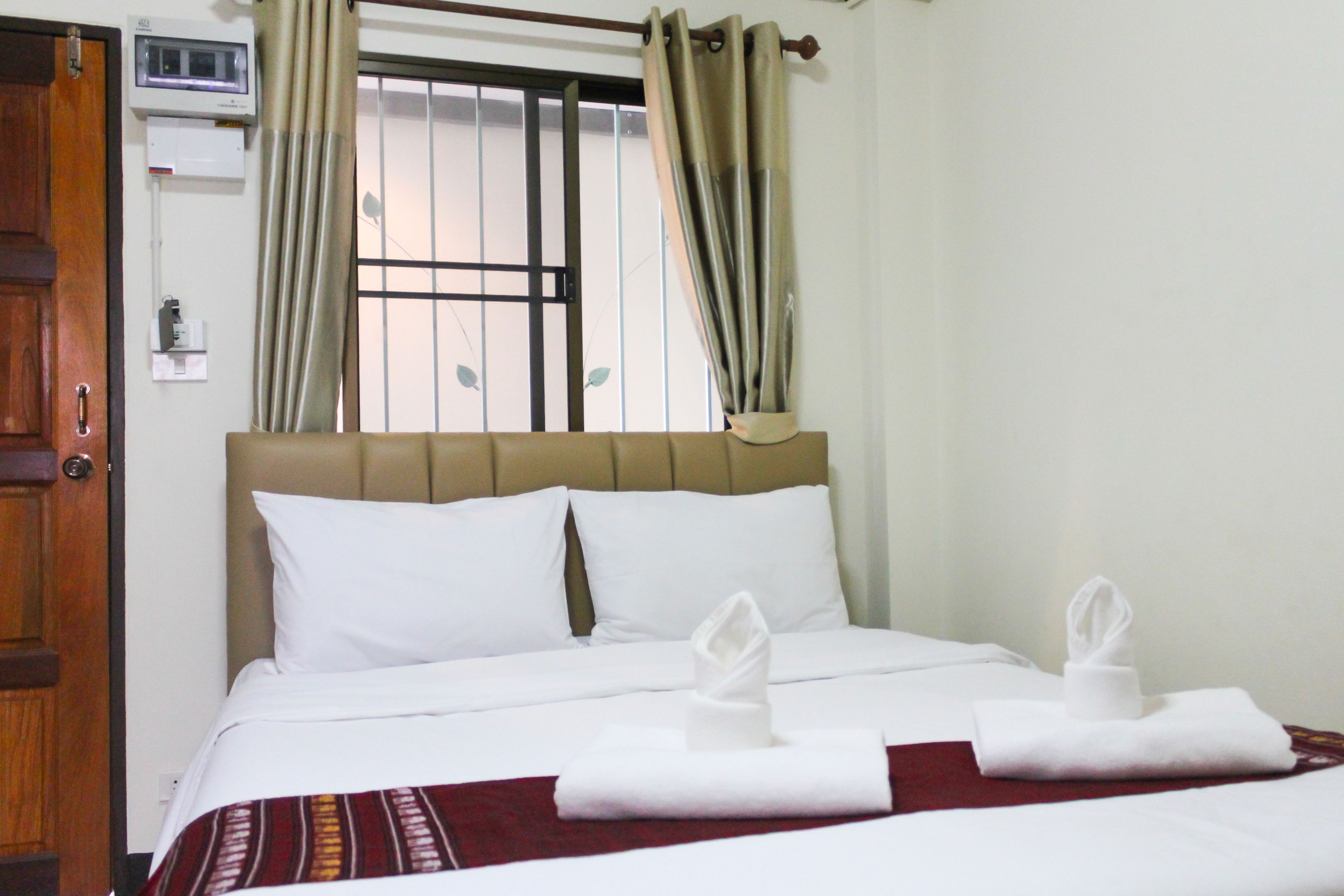 standard double room | minibar, desk, free wifi