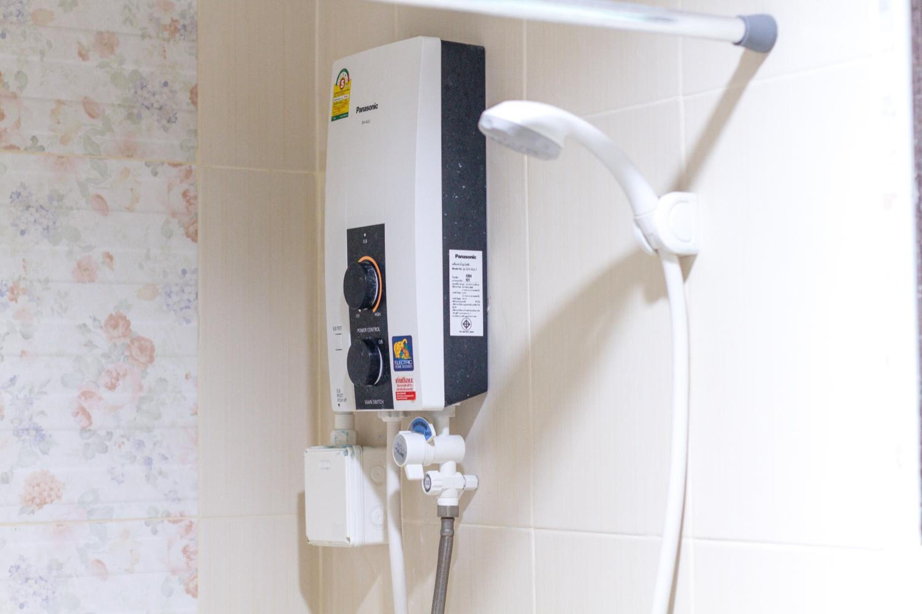 shower, free toiletries, bathrobes, slippers