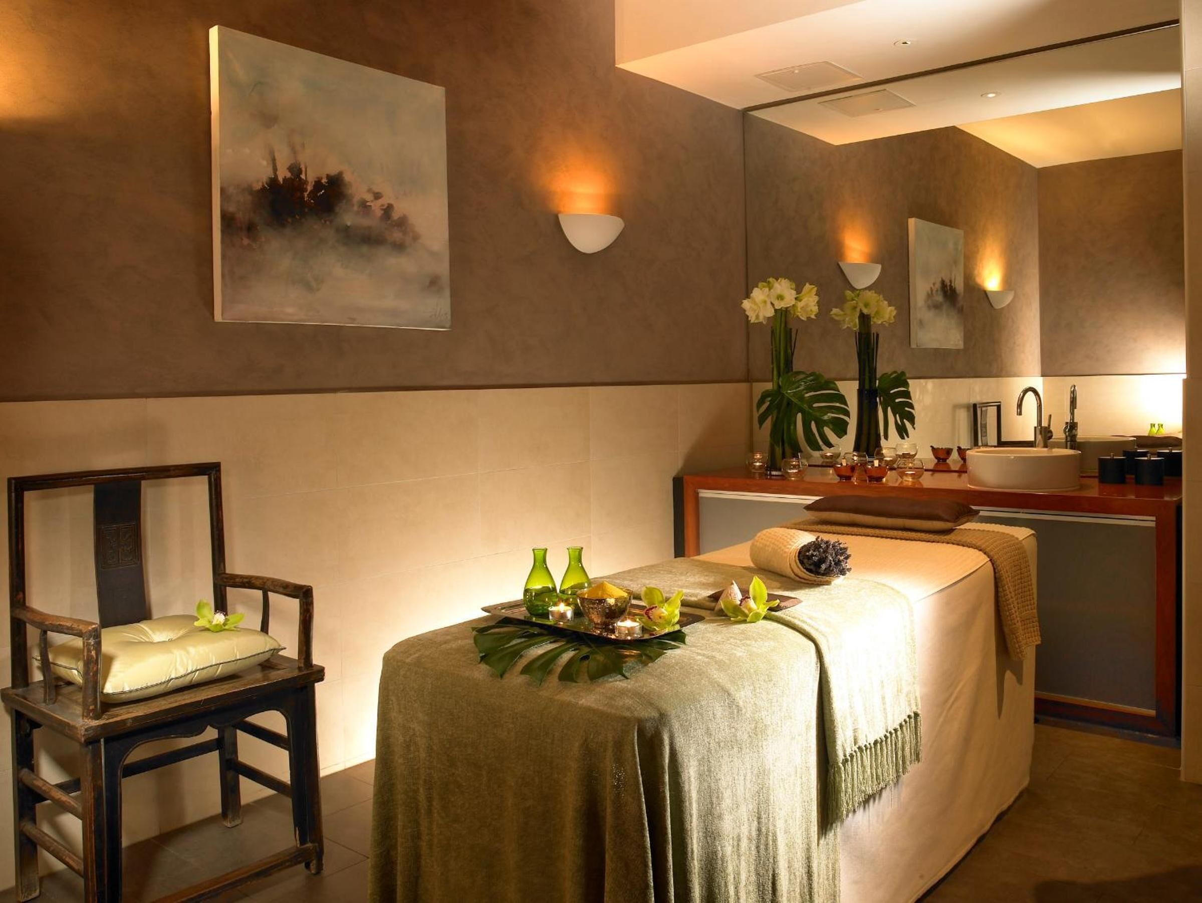 couples treatment room(s)