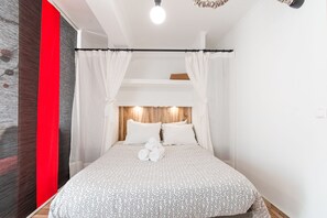 1 bedroom, iron/ironing board, WiFi, bed sheets