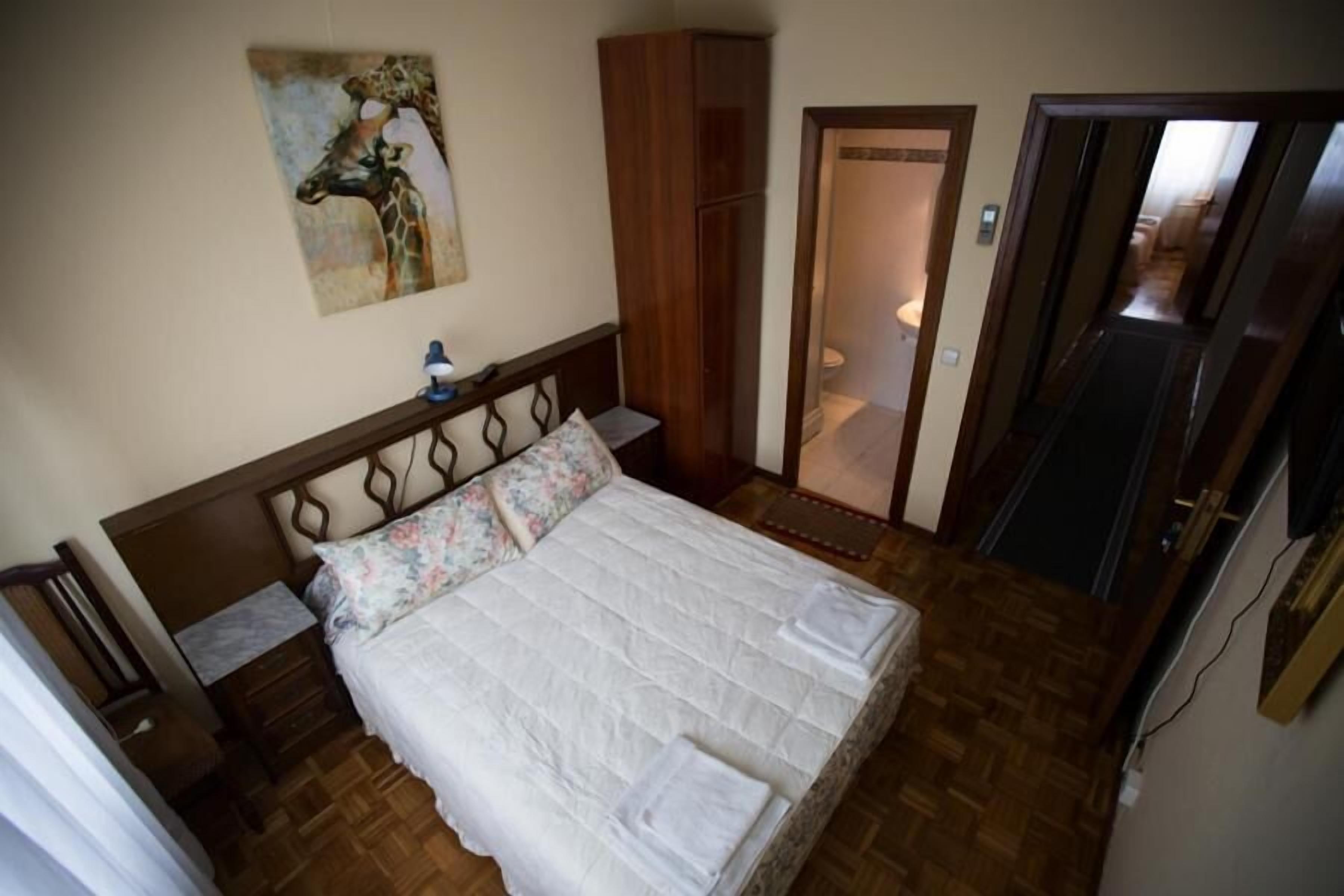 Foto - Pensión Luzía - Optional Auto Check-in