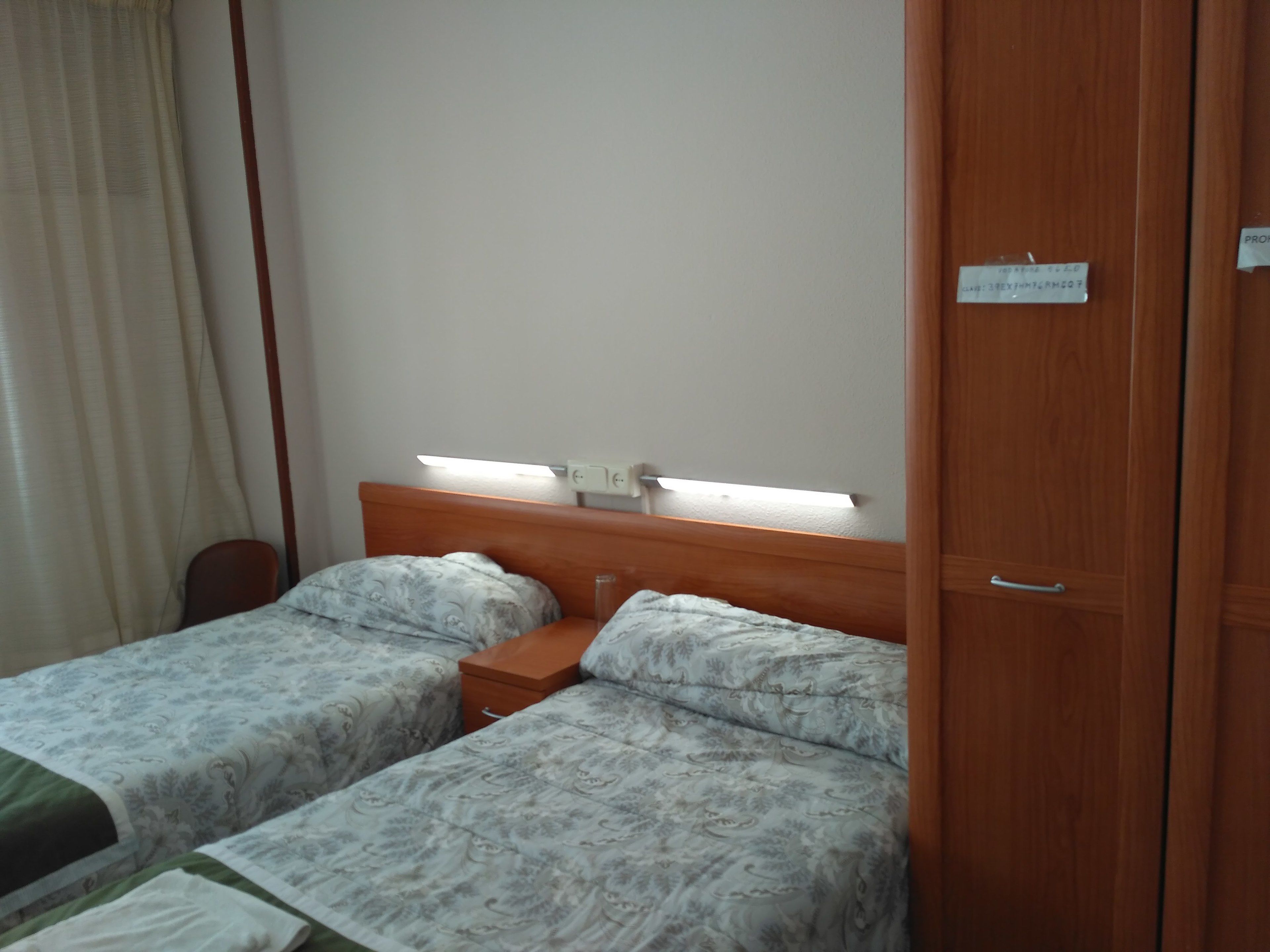 Foto - Pensión Luzía - Optional Auto Check-in