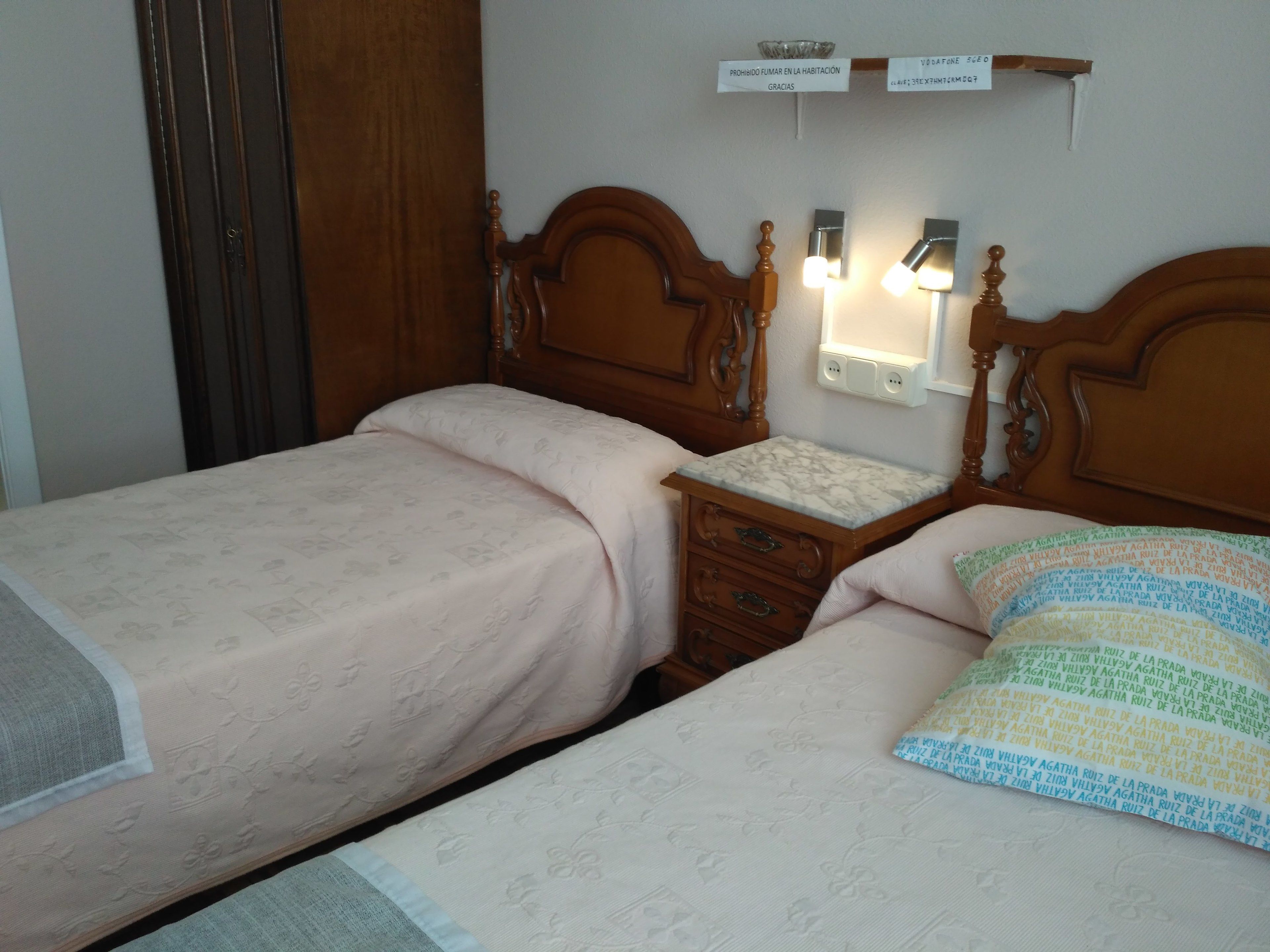 Foto - Pensión Luzía - Optional Auto Check-in