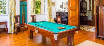 Liiiving i Ofir | Manor House Pool