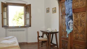 3 Schlafzimmer, Zimmersafe, Bügeleisen/Bügelbrett, WLAN