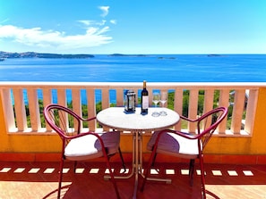 Honeymoon Studio, Sea View | Terrace/patio