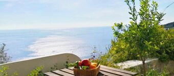 Mareluna Holiday Home 