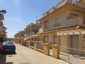 Esterni