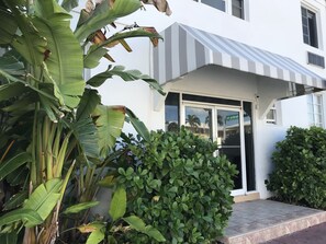 Front of property - Harding Miami Beach Apartments (Miami Beach)