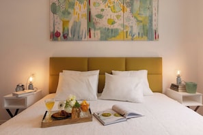 2 bedrooms, soundproofing, iron/ironing board, WiFi