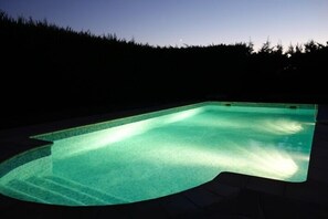 Piscina externa, piscina aquecida