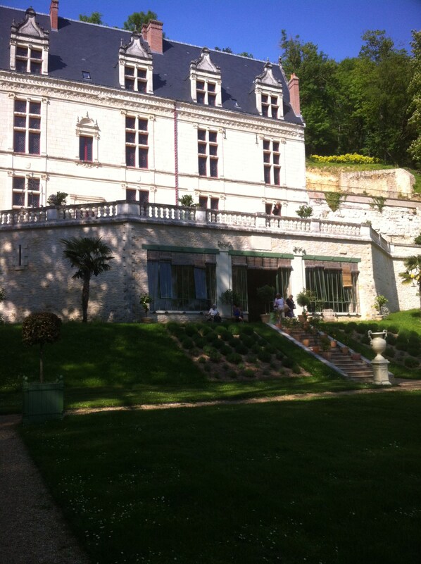 Exterior - 10 MINUTES FROM THE CENTER OF BLOIS, BRIGHT NEW APARTMENT,  (Valencisse)